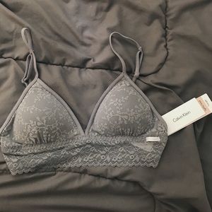 🚨FLASH SALE!!! NWT Calvin Klein Bralette